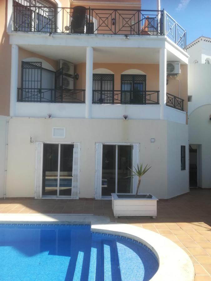 Burriana Holiday Apartments Nerja Exterior photo