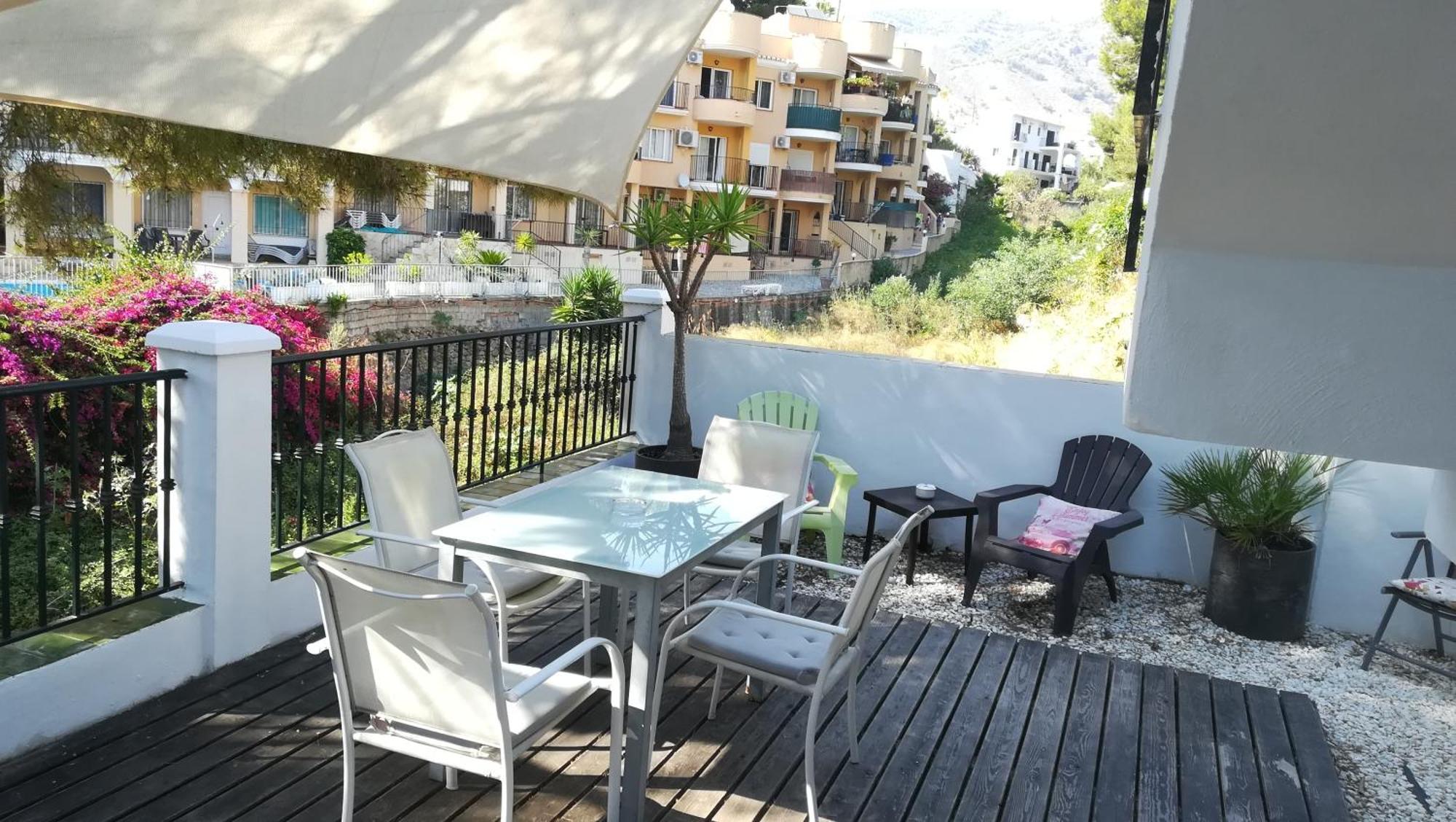 Burriana Holiday Apartments Nerja Room photo